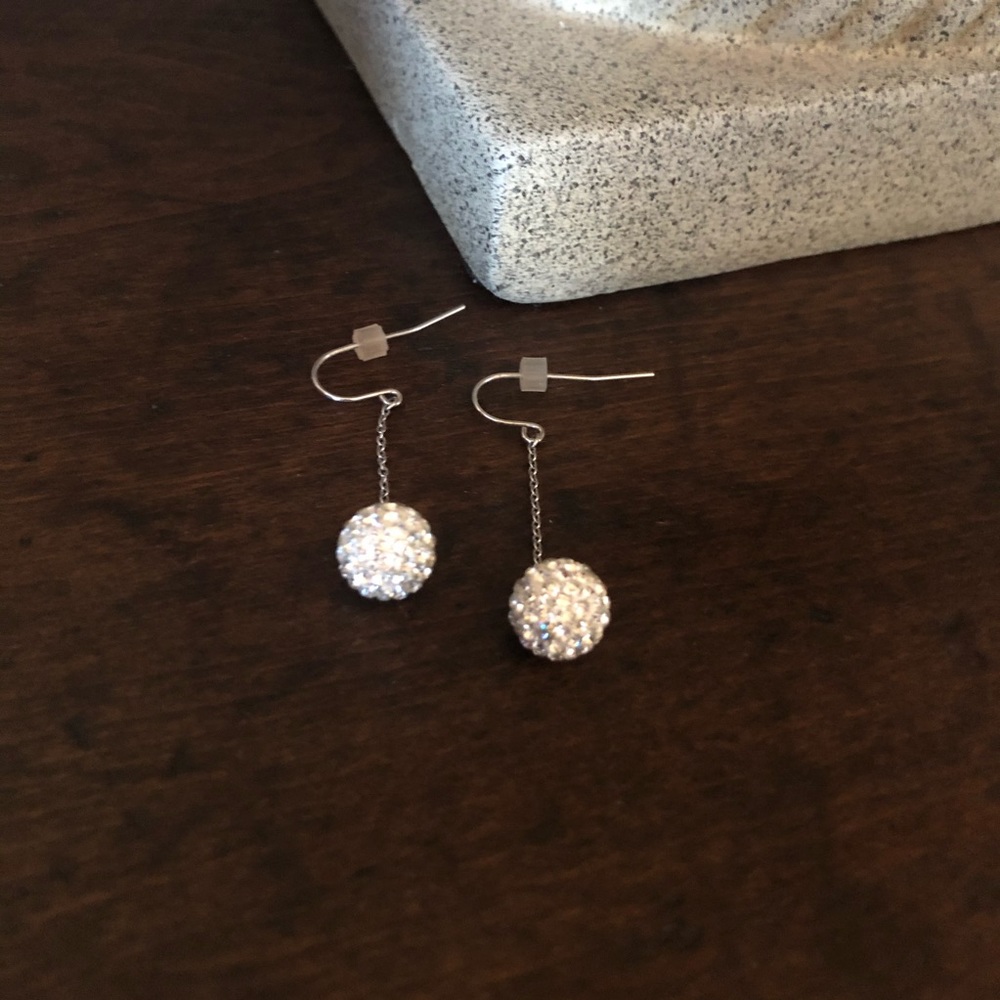 Express earrings